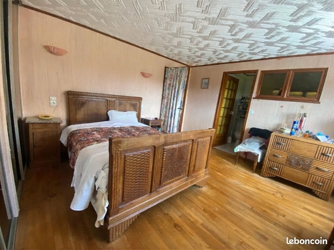 Maison à vendre, 198m², Châlus