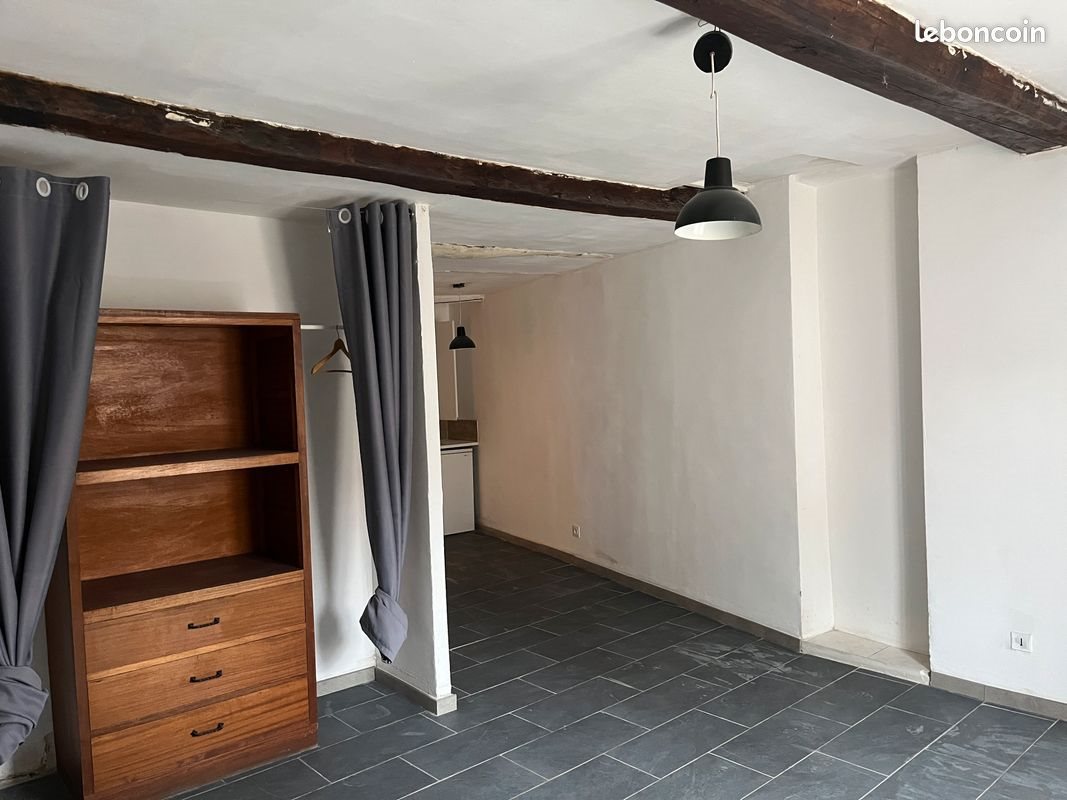 Appartement à louer, 25m², Cucuron