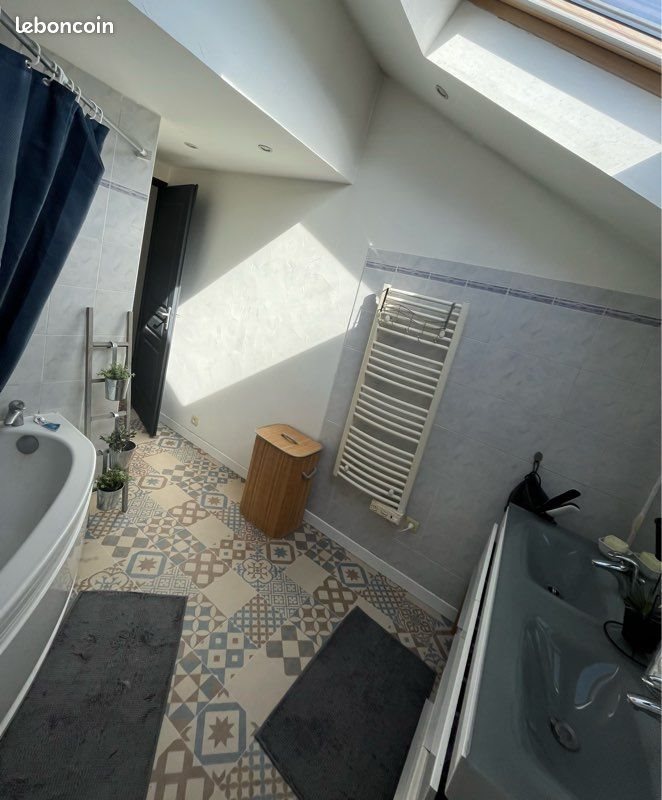 Appartement à vendre, 74m², Marnaz