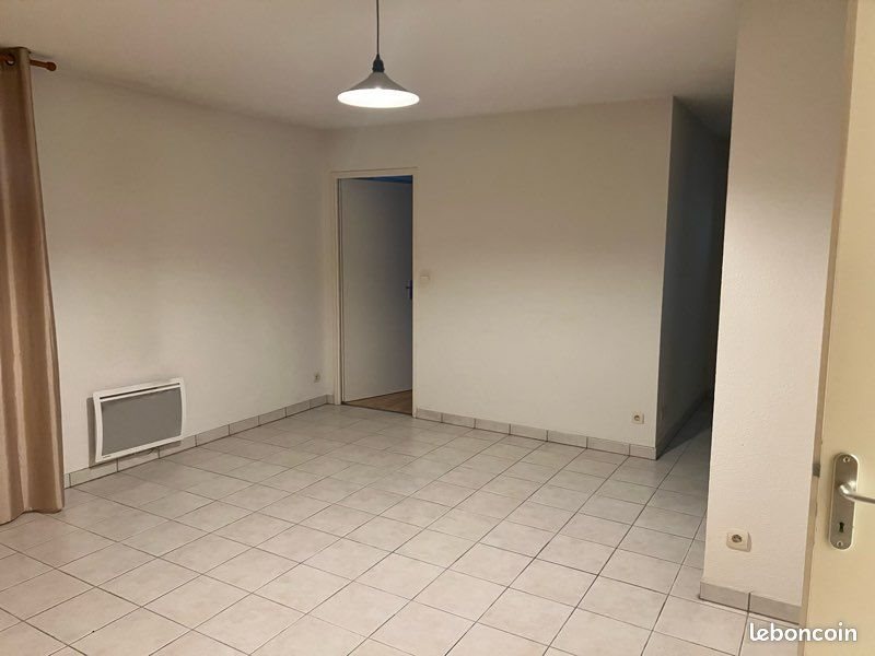 Appartement à louer, 54m², L'Isle-Jourdain