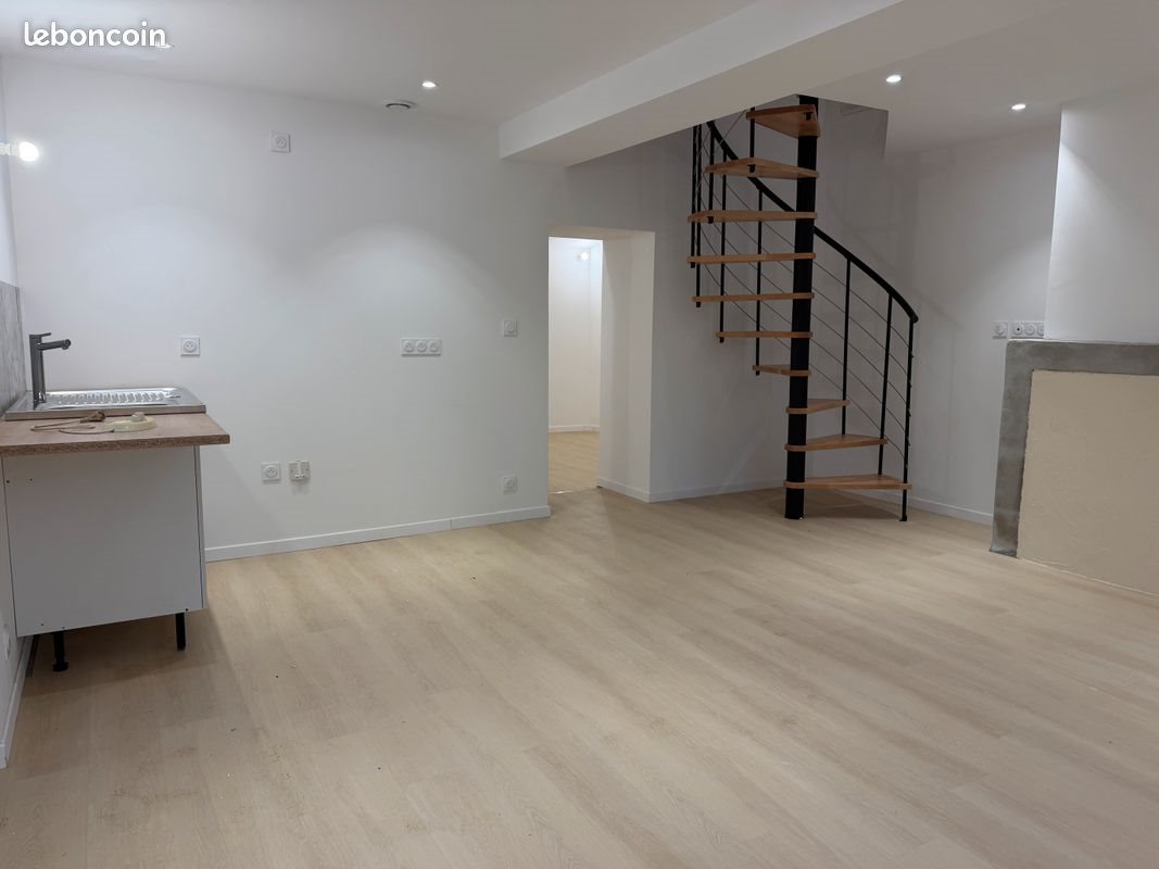 Maison à louer, 80m², Vivy
