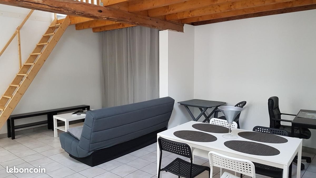Appartement à louer, 34m², Nîmes