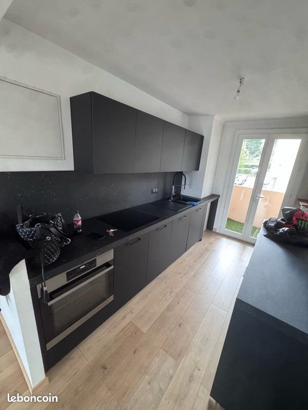 Appartement à louer, 60m², Marseille 15ème