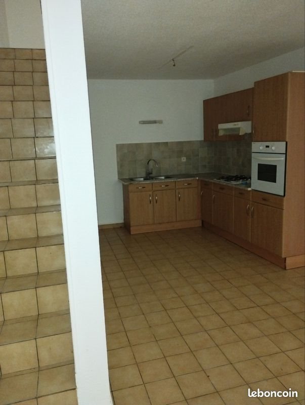 Appartement à louer, 70m², Faverney