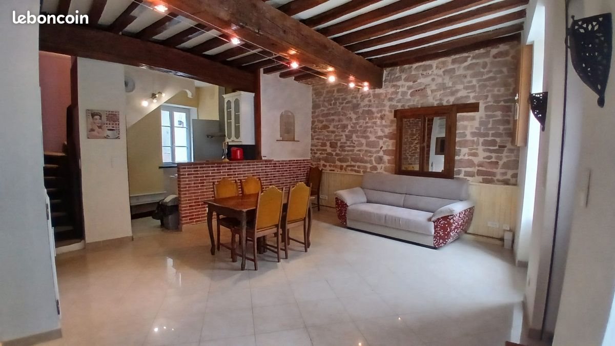 Maison à louer, 75m², Cuisery