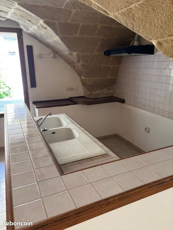 Maison à louer, 50m², Montaren-et-Saint-Médiers