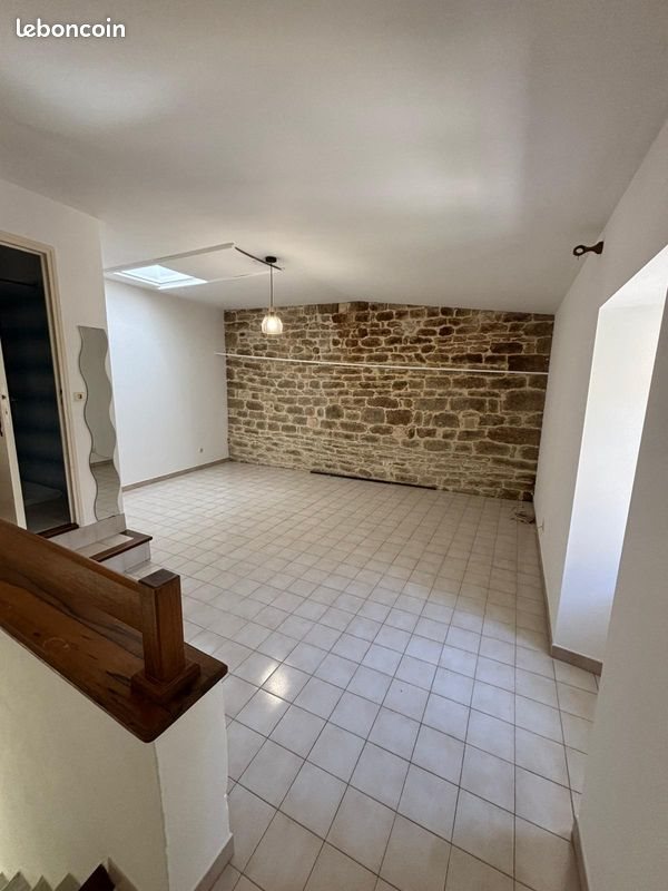 Maison à louer, 50m², Montaren-et-Saint-Médiers