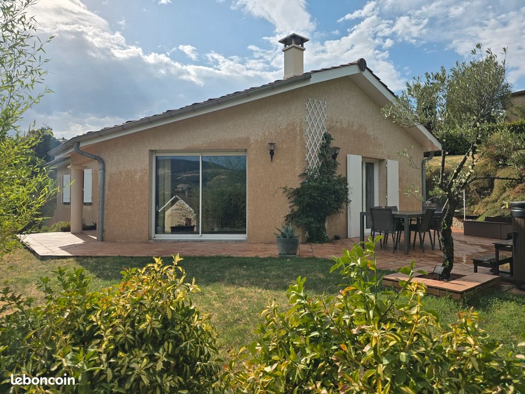 Maison à vendre, 104m², Brussieu