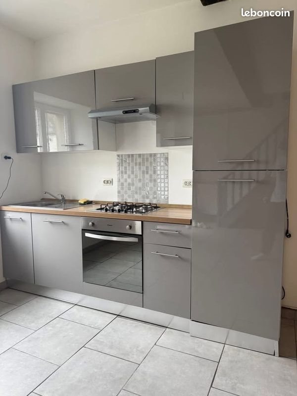 Maison à louer, 85m², Catillon-sur-Sambre