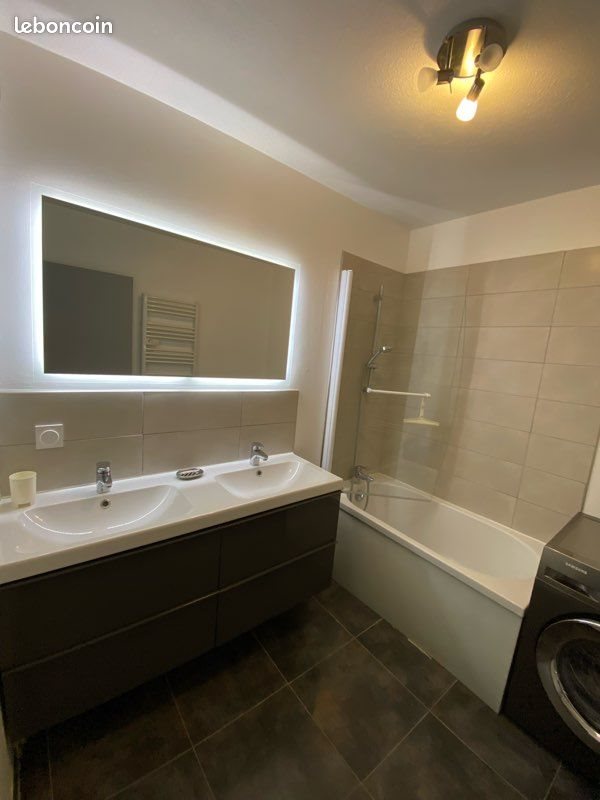 Appartement à louer, 67m², Annecy