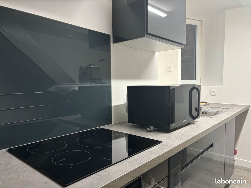 Maison à louer, 50m², Renaison
