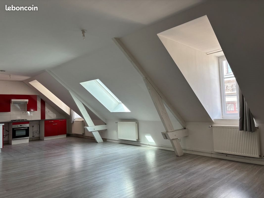 Appartement à louer, 90m², Fismes