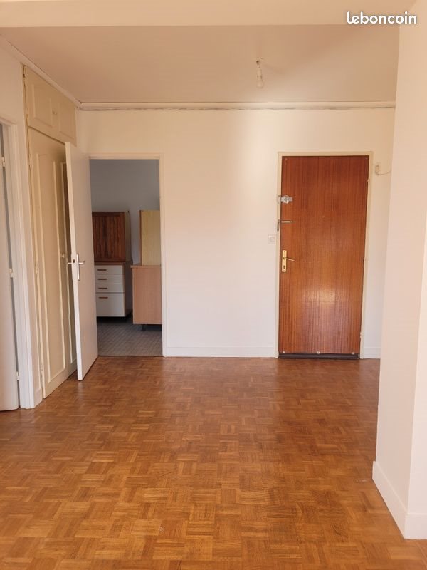 Appartement à louer, 74m², Versailles