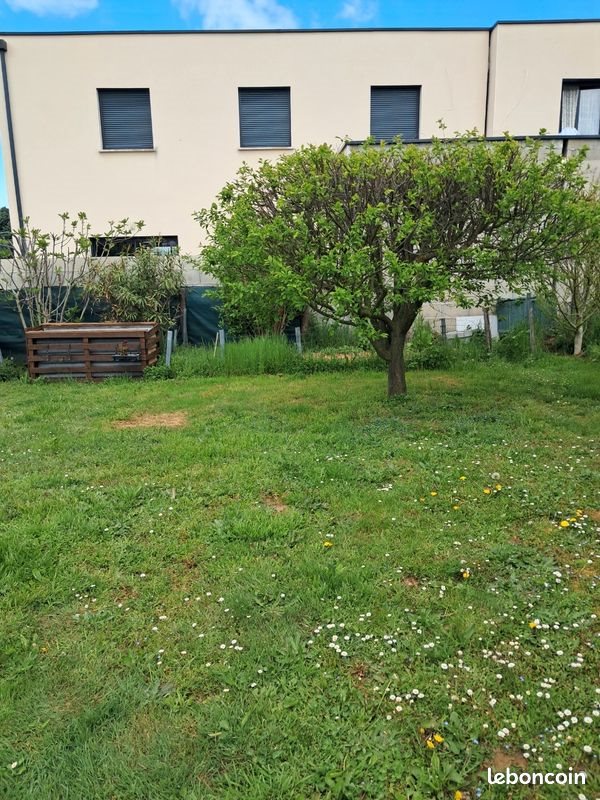 Maison à louer, 80m², Viriville