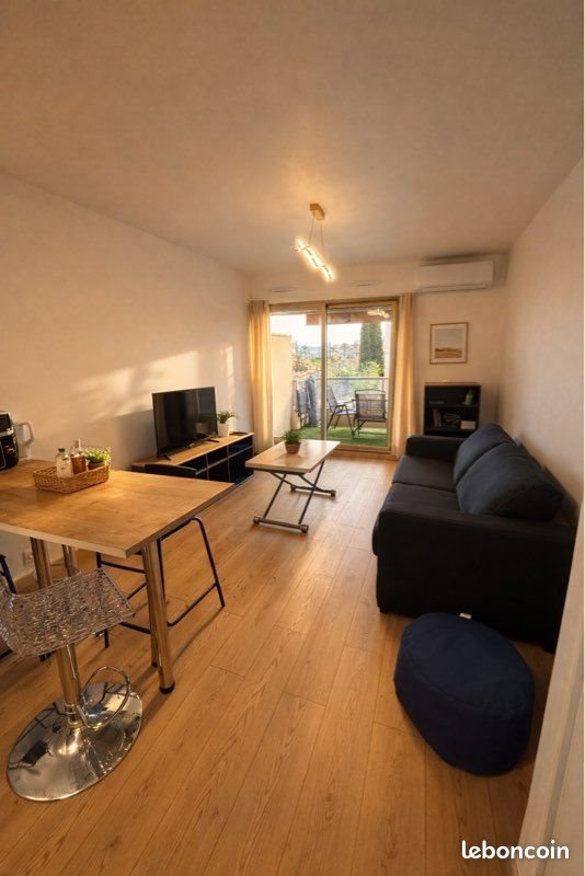 Appartement à louer, 23m², Antibes