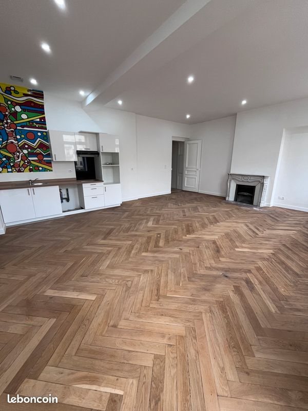 Appartement à louer, 85m², Saint-Étienne