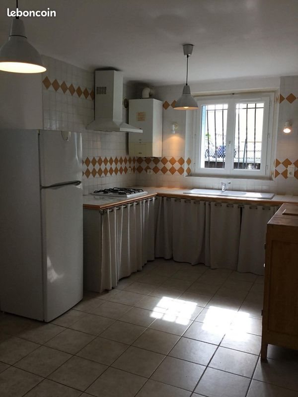 Appartement à louer, 82m², Alès