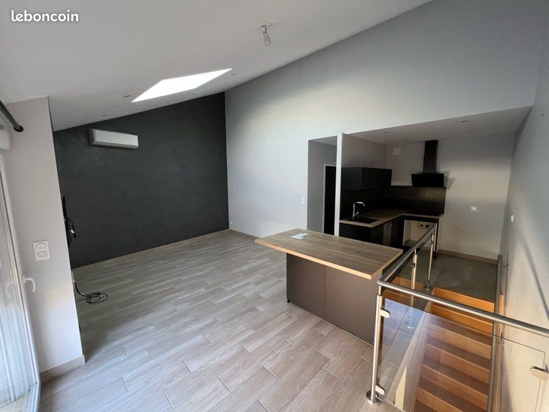 Appartement à louer, 70m², Chirens