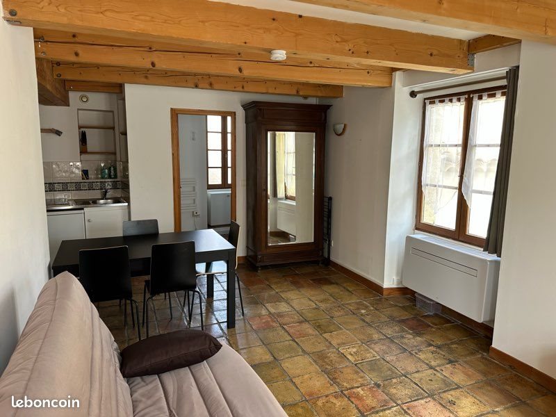 Appartement à louer, 24m², Lambesc