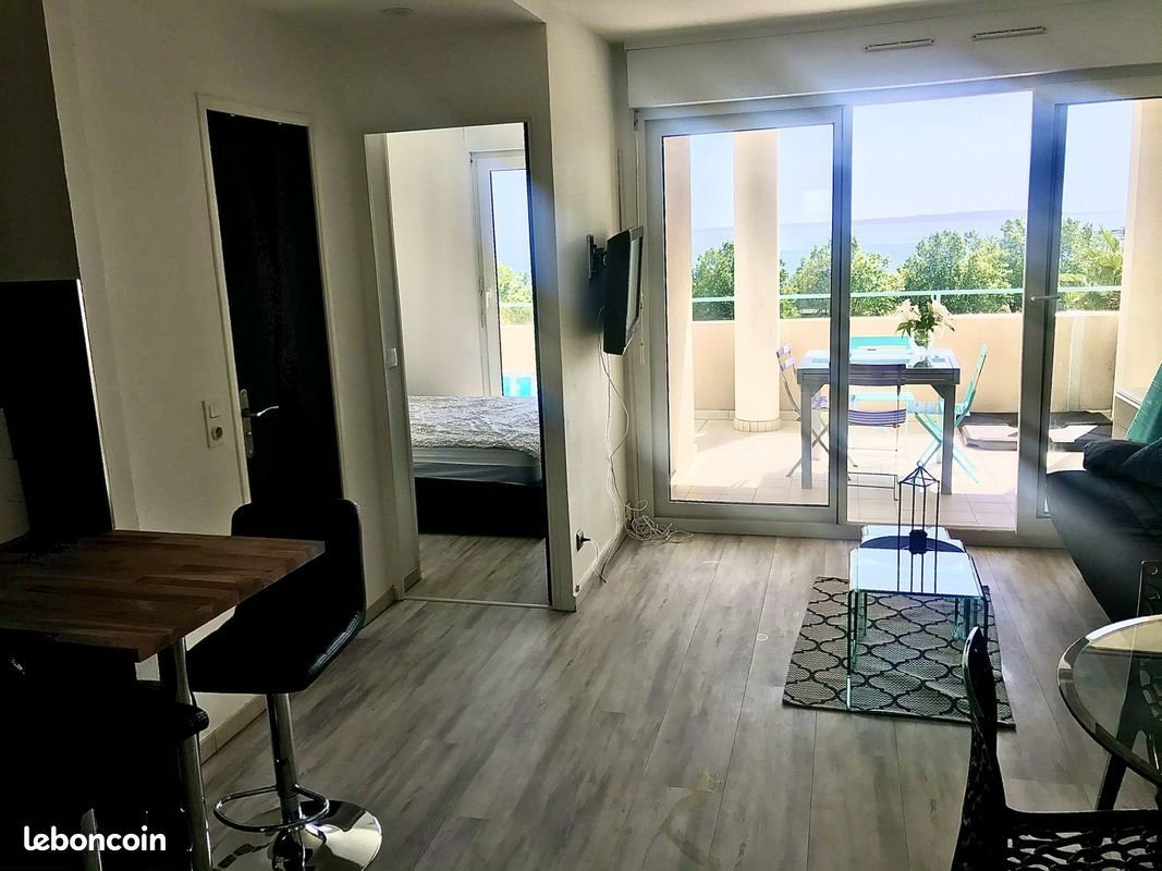 Appartement à louer, 34m², Antibes