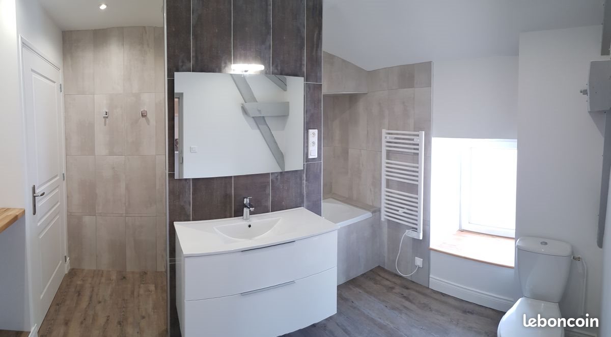 Appartement à louer, 75m², Billom