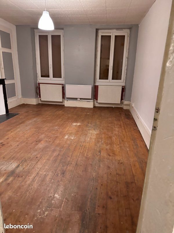 Appartement à louer, 60m², Saint-Léger-des-Vignes