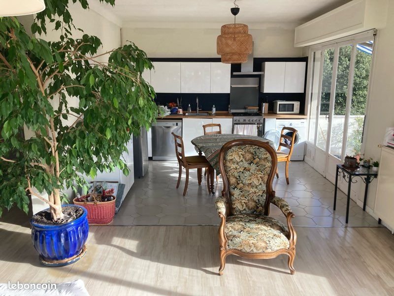 Appartement à louer, 70m², Nice