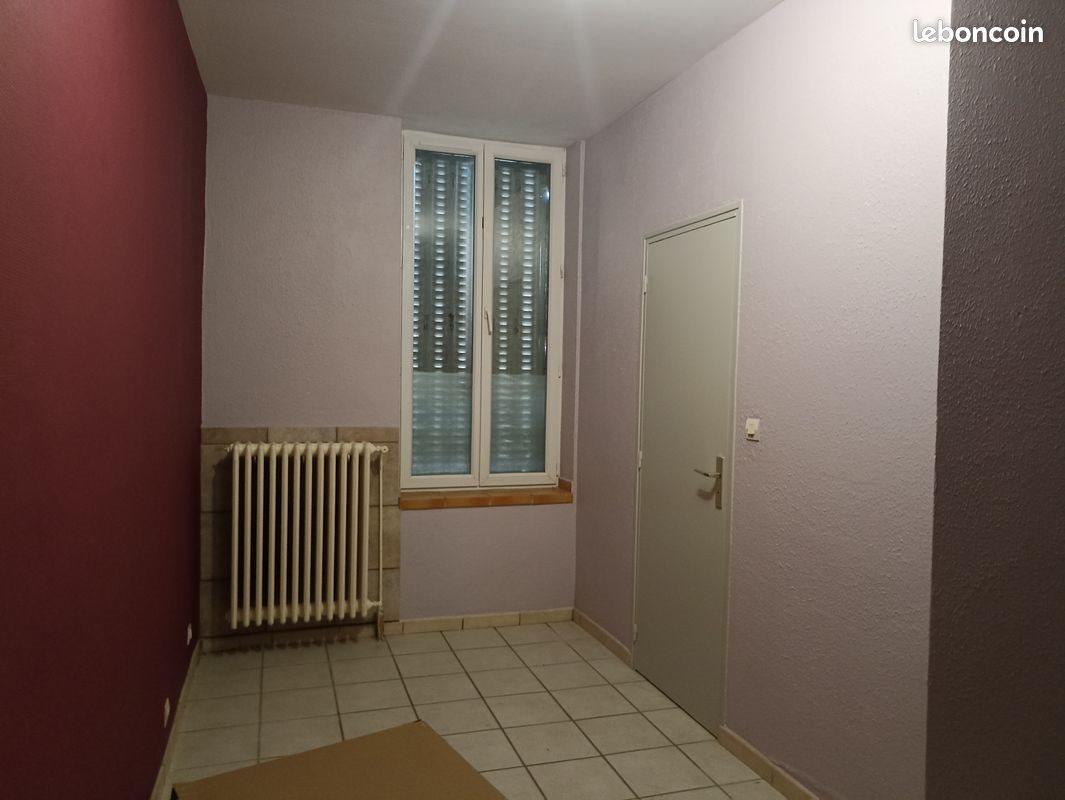 Appartement à louer, 37m², Moulins