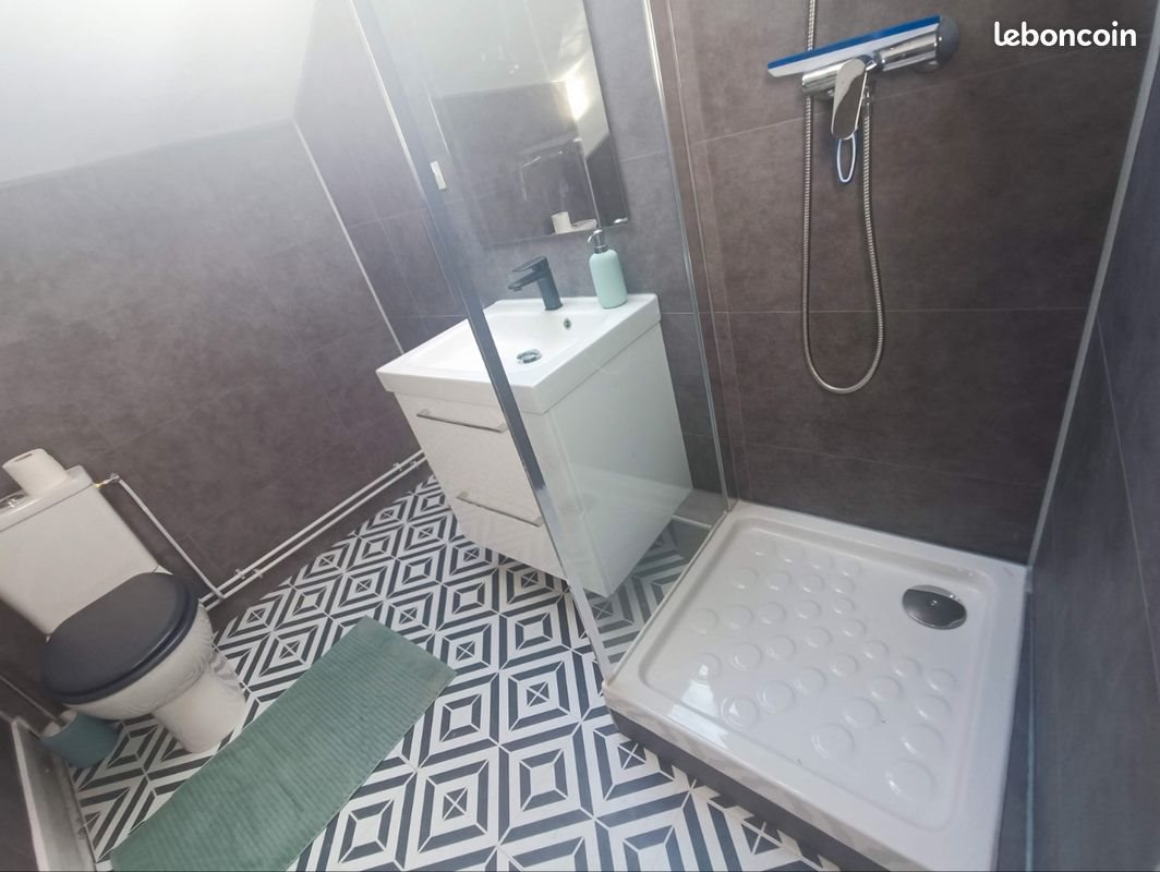 Appartement à louer, 30m², Pont-d'Ouilly
