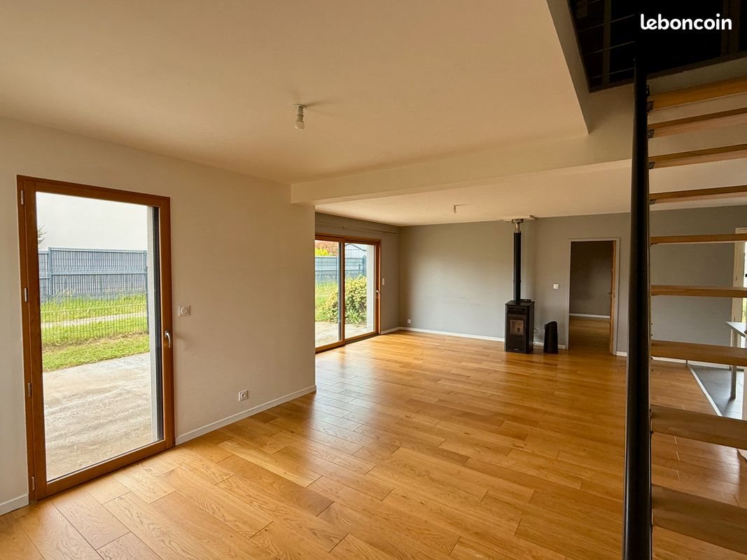Maison à vendre, 127m², La Mézière