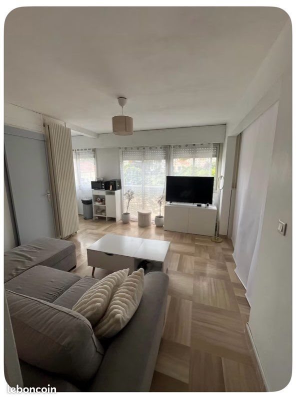 Appartement à louer, 30m², Hyères