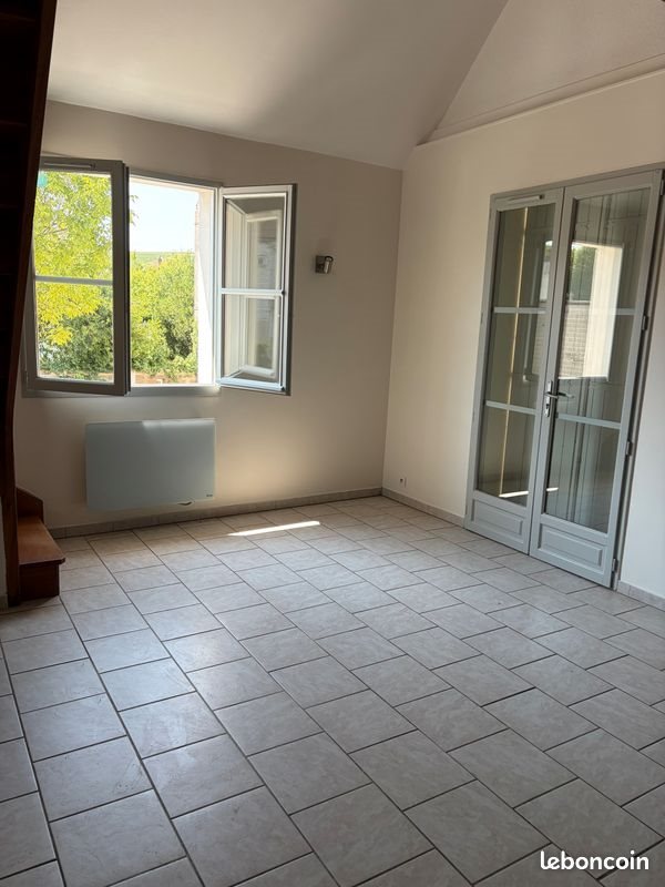 Appartement à louer, 101m², Joigny