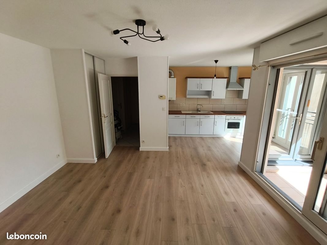 Appartement à louer, 50m², Romans-sur-Isère