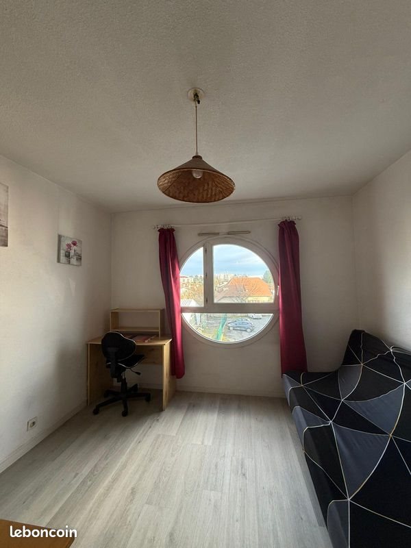 Appartement à louer, 18m², Pau