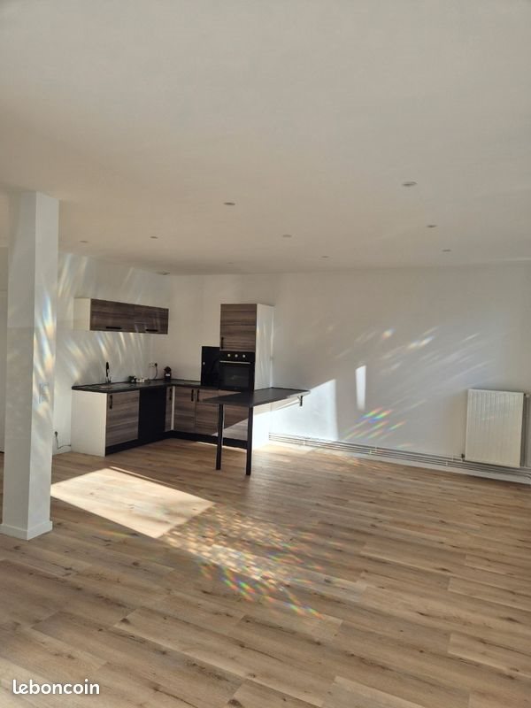 Appartement à louer, 68m², Saint-Étienne