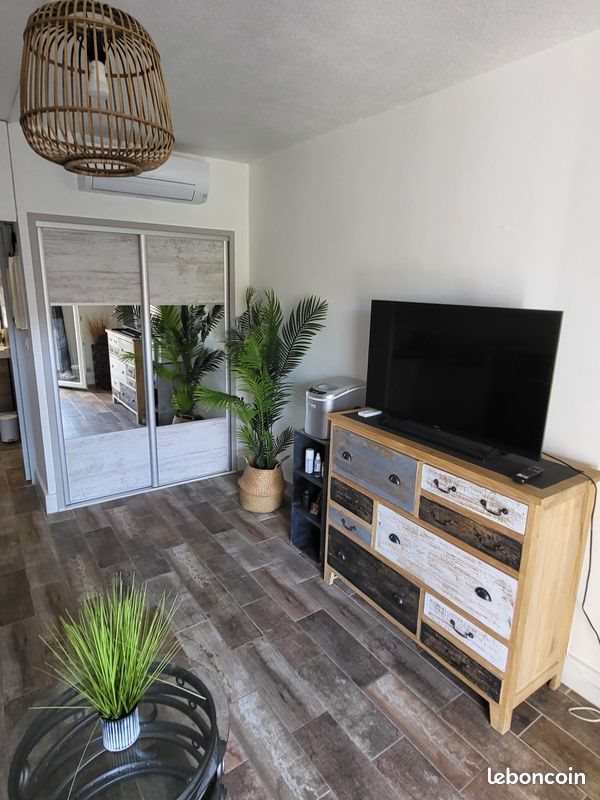 Appartement à louer, 30m², Sanary-sur-Mer