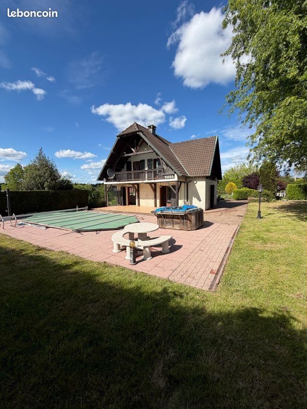 Maison à vendre, 245m², Lure