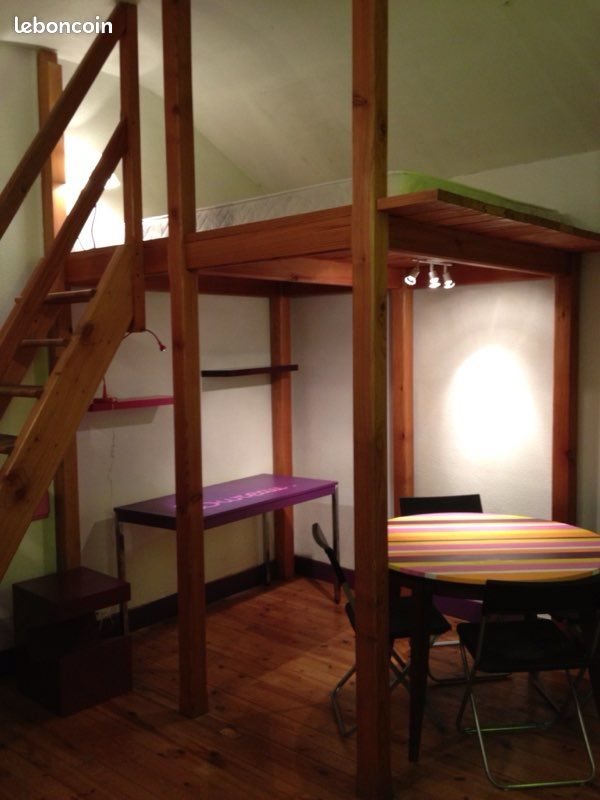 Appartement à louer, 27m², Saint-Étienne