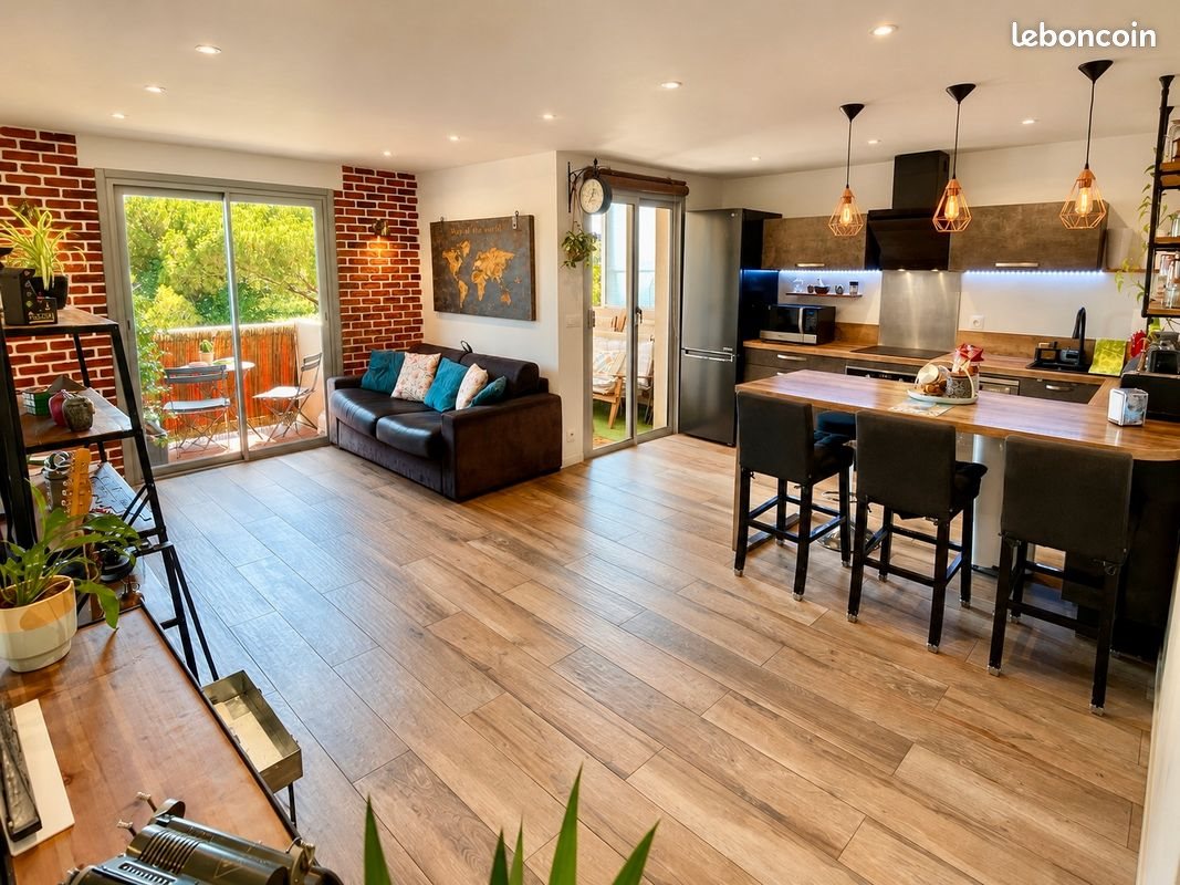 Appartement à louer, 66m², Antibes