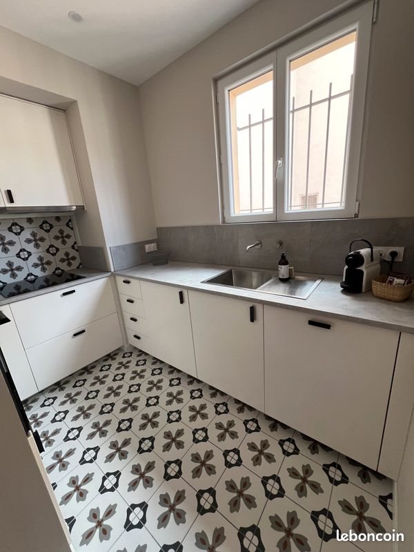 Appartement à louer, 40m², Toulon