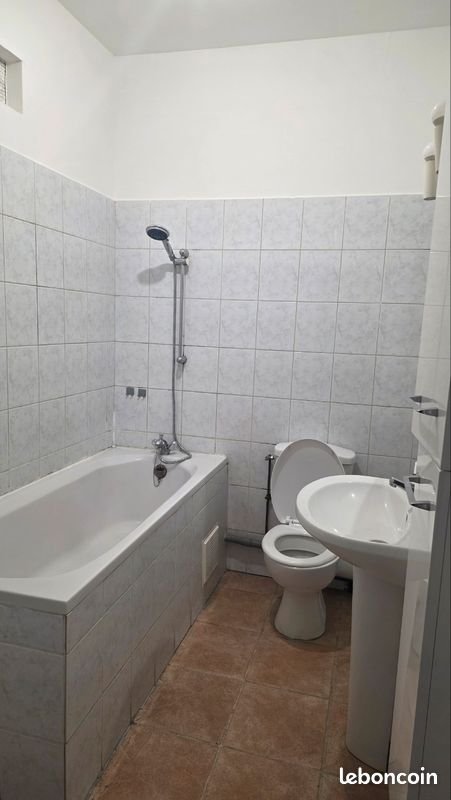 Appartement à louer, 66m², Oyonnax