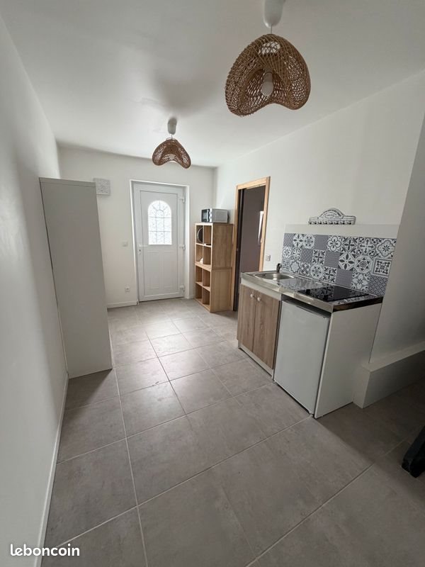 Appartement à louer, 50m², La Neuville-Roy