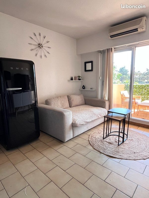 Appartement à louer, 23m², Antibes