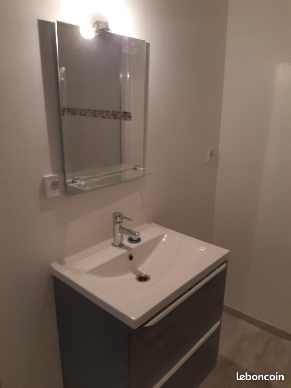 Appartement à louer, 45m², La Voulte-sur-Rhône