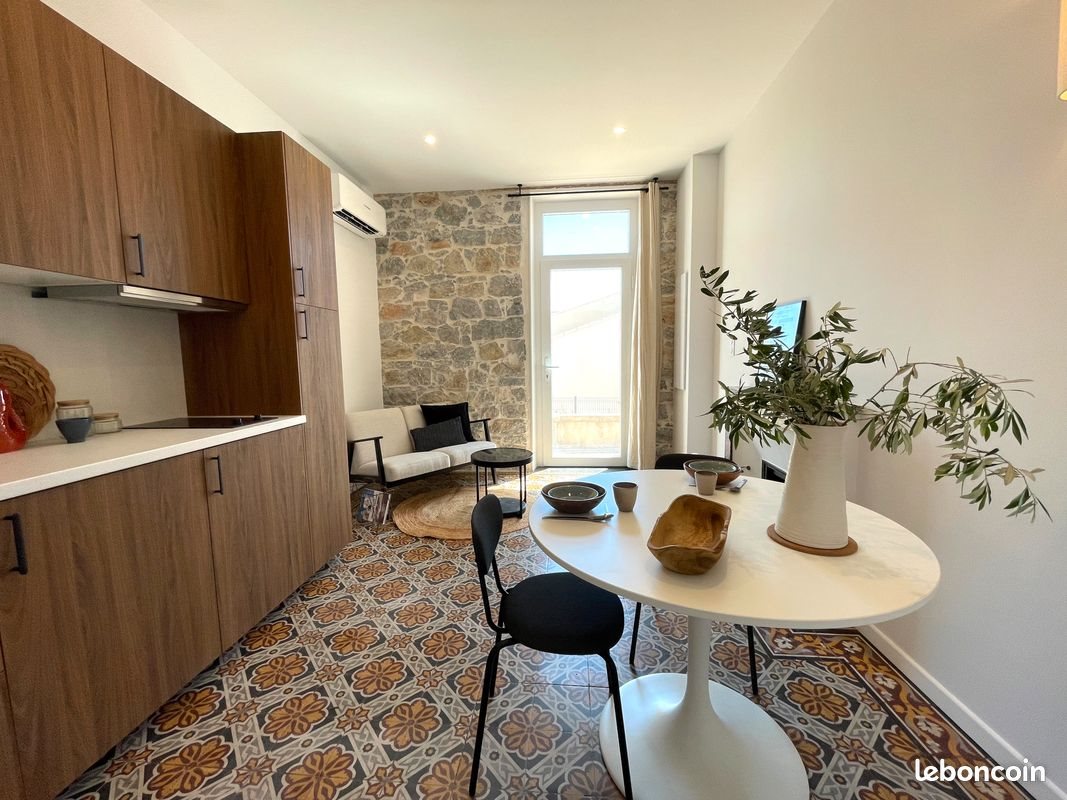 Appartement à louer, 30m², Carqueiranne