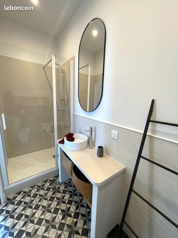 Appartement à louer, 30m², Carqueiranne