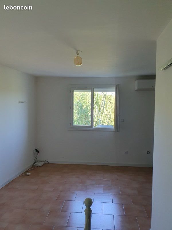 Appartement à louer, 35m², Connaux
