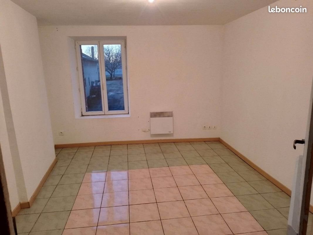 Appartement à louer, 63m², Saint-Maurice-sur-Aveyron