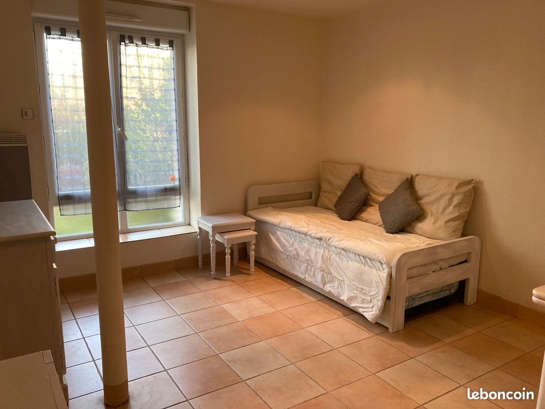 Appartement à louer, 28m², Saint-Denis-en-Val