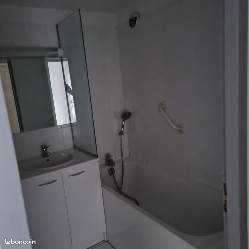 Appartement à louer, 82m², Moûtiers